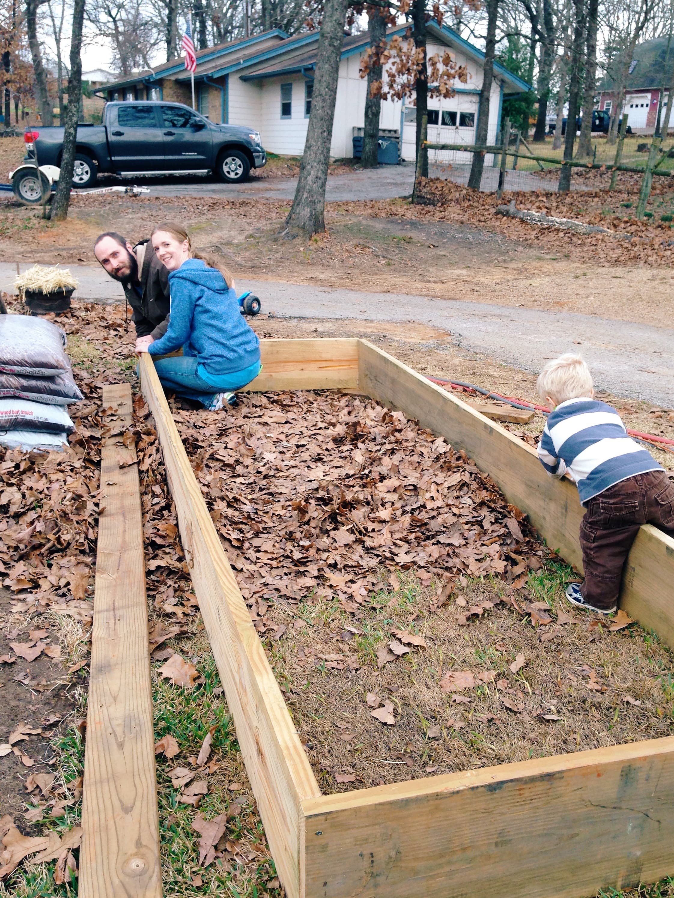 Building a Raised Comfrey Bed 4